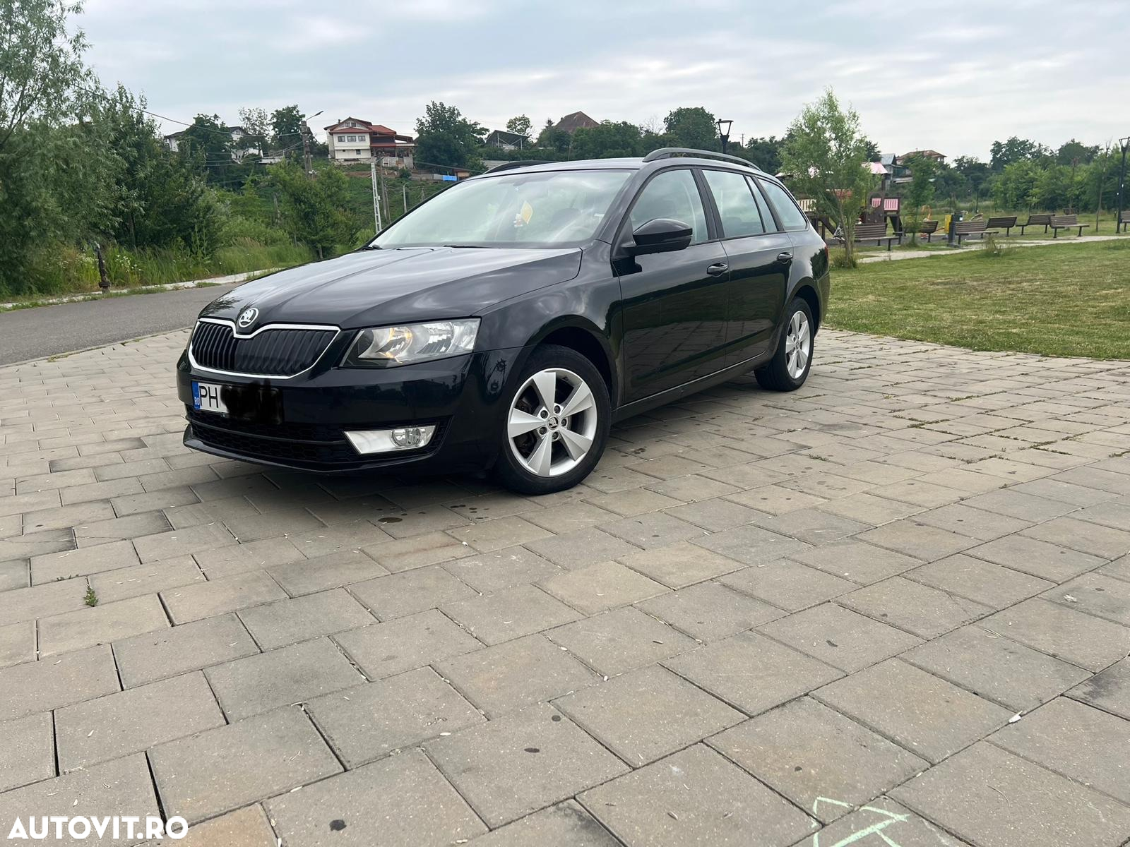 Skoda Octavia Combi 2.0 TDI Ambition - 2