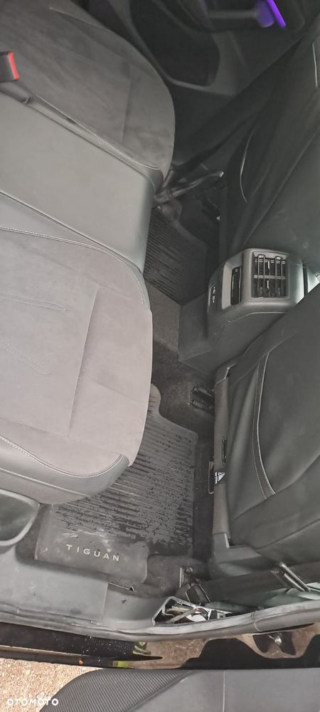 Volkswagen Tiguan - 28
