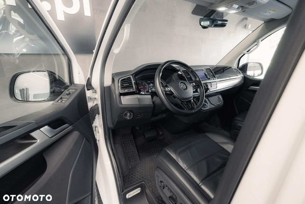Volkswagen Multivan - 10