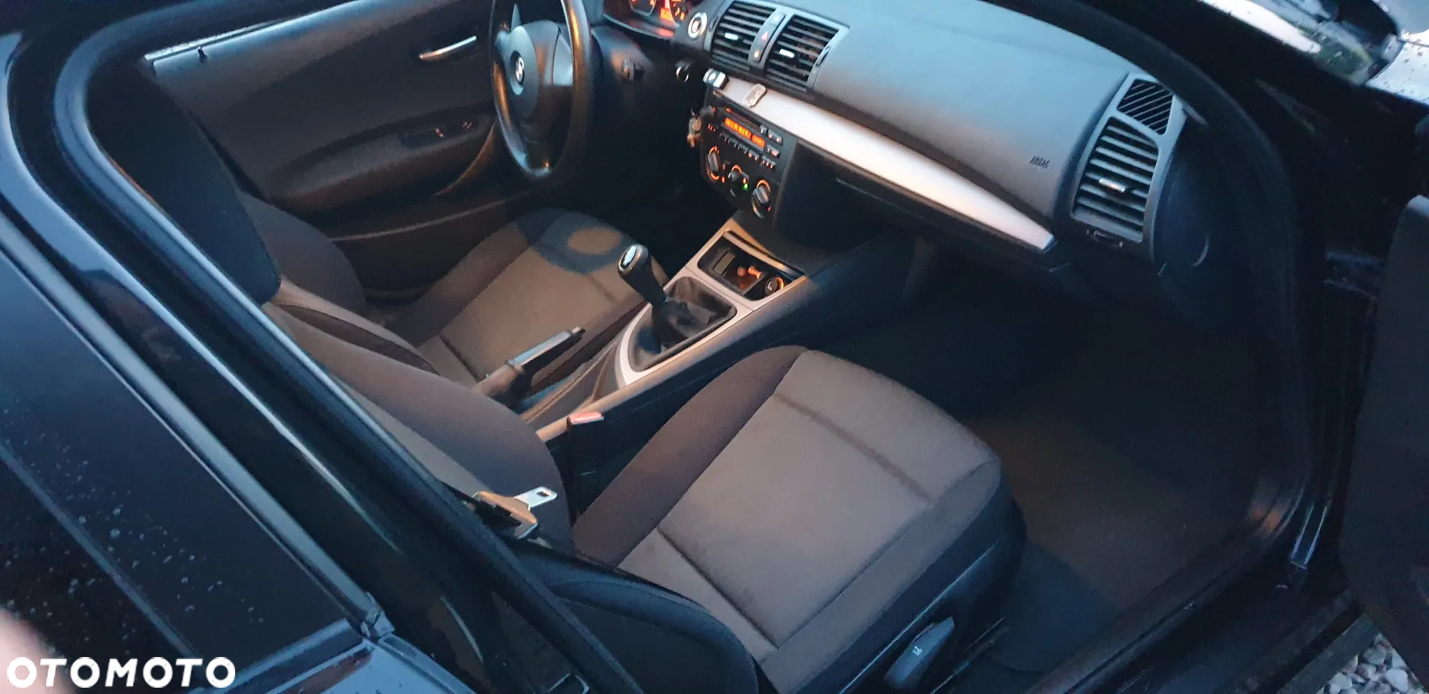 BMW Seria 1 116i - 17