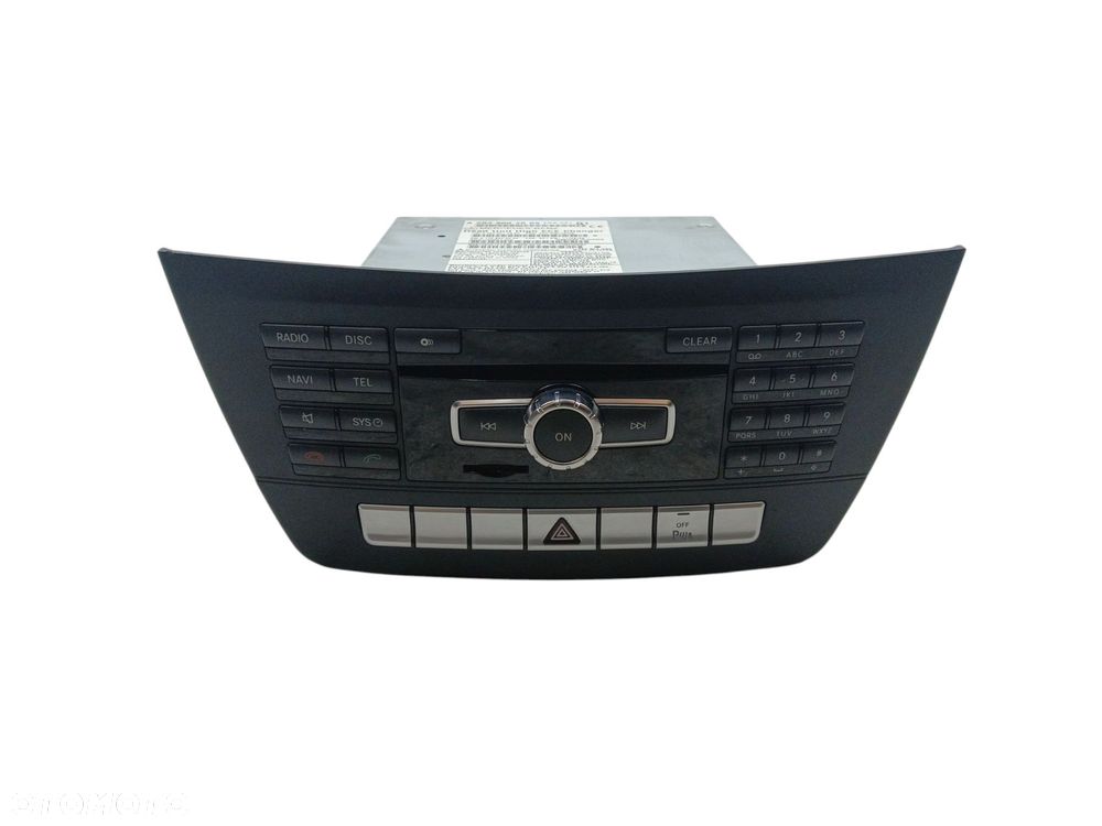 RADIO MERCEDES C W204 LIFT (2011-2014) 3.0 CDI 231KM A2049007009 - 1
