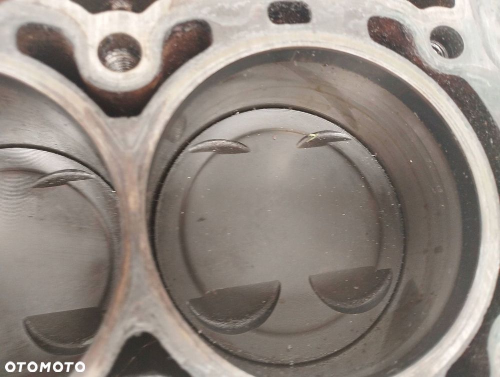 BLOK SILNIKA DÓŁ B12XER OPEL CORSA E 1.2 16V - 11