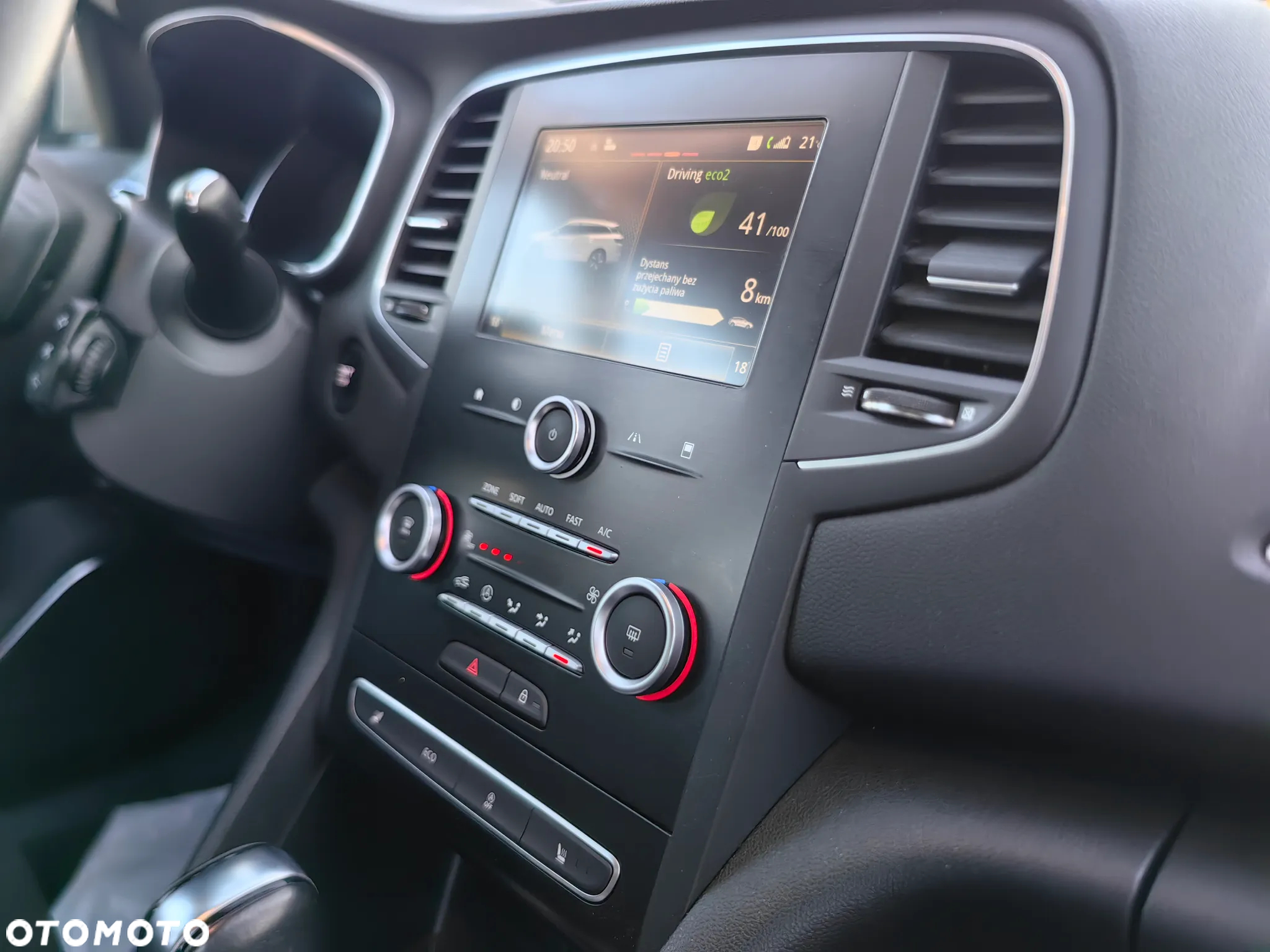 Renault Megane ENERGY TCe 130 EDC INTENS - 25
