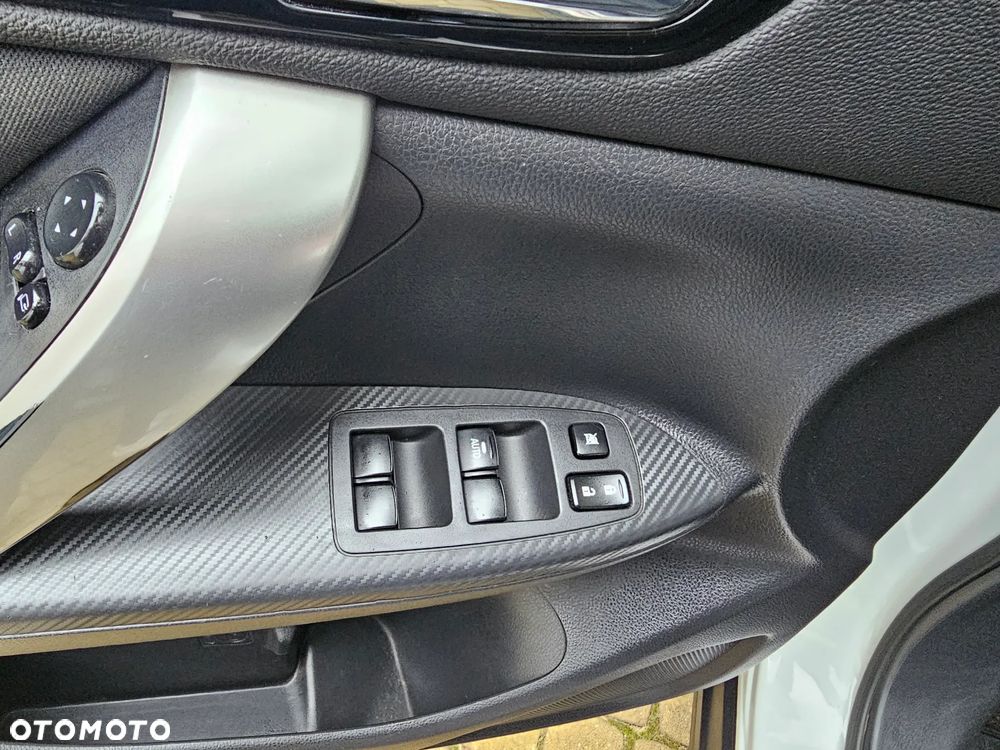 Mitsubishi Eclipse Cross 1.5 T Intense - 27