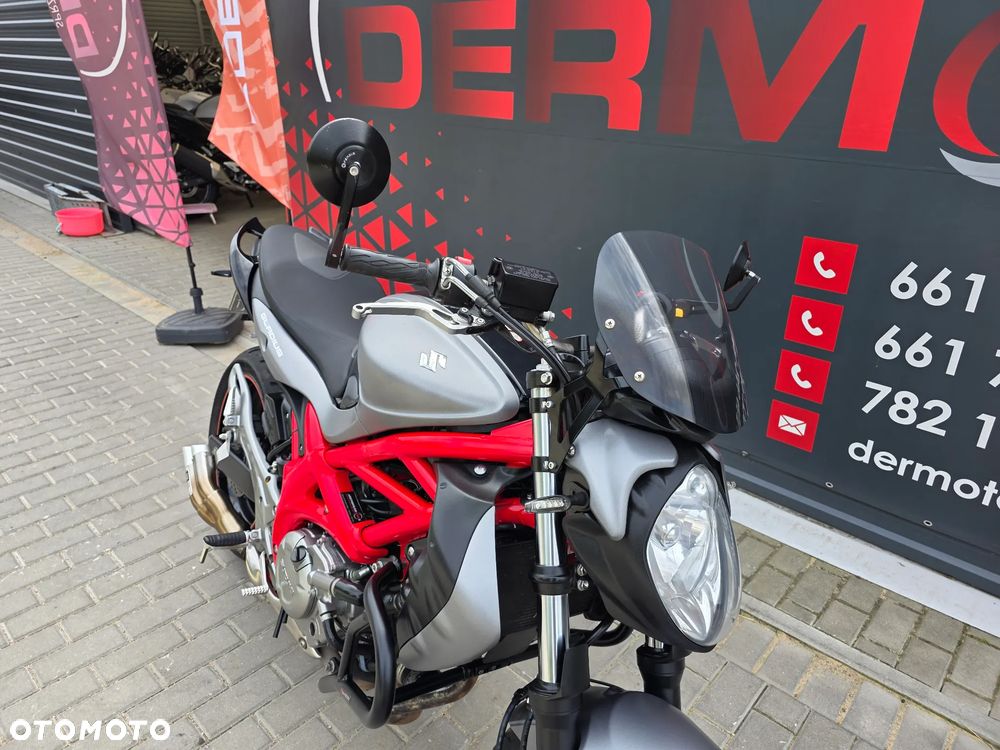 Suzuki Gladius - 27