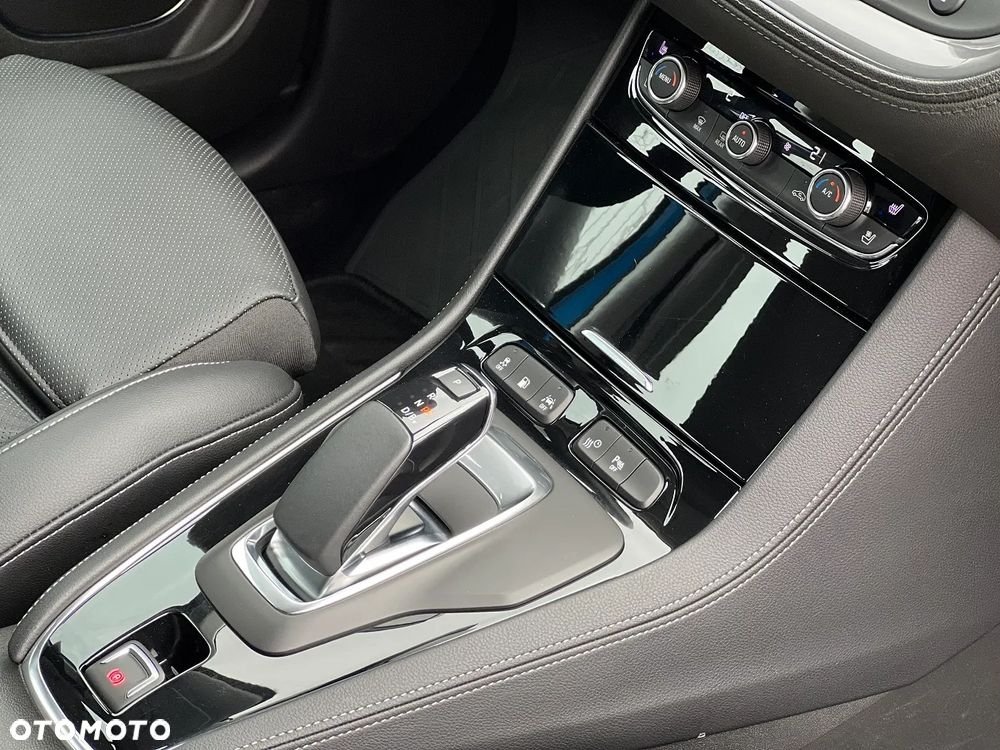 Opel Grandland X - 32