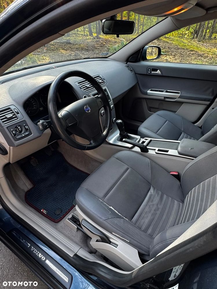 Volvo S40 2008 photo 3