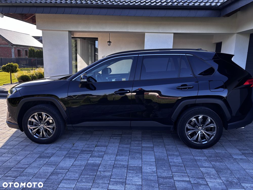 Toyota RAV4 - 4