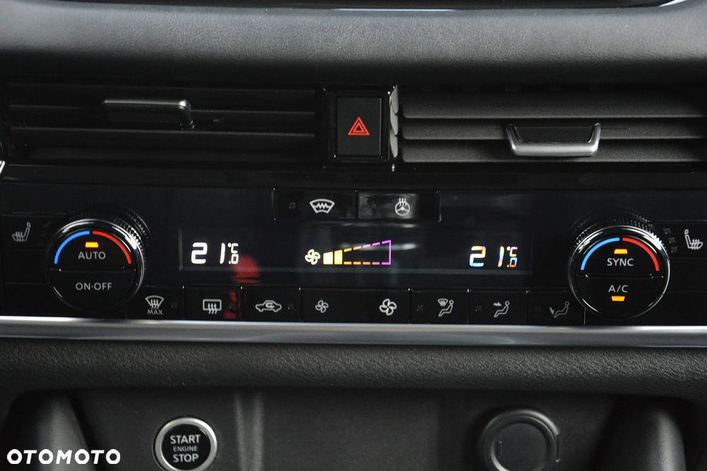 Nissan Qashqai 1.3 DIG-T mHEV N-Connecta - 21