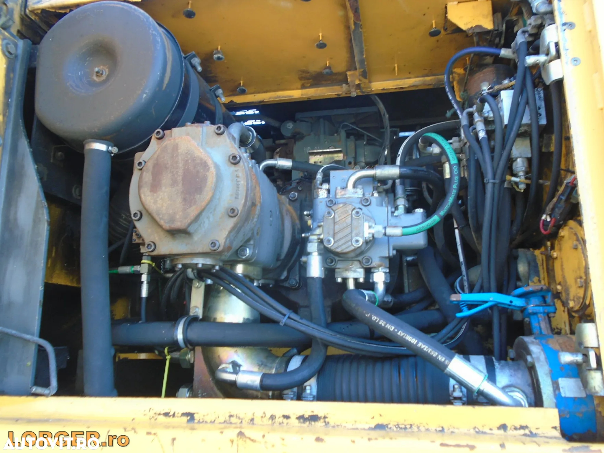 Liebherr A 934 B - 12