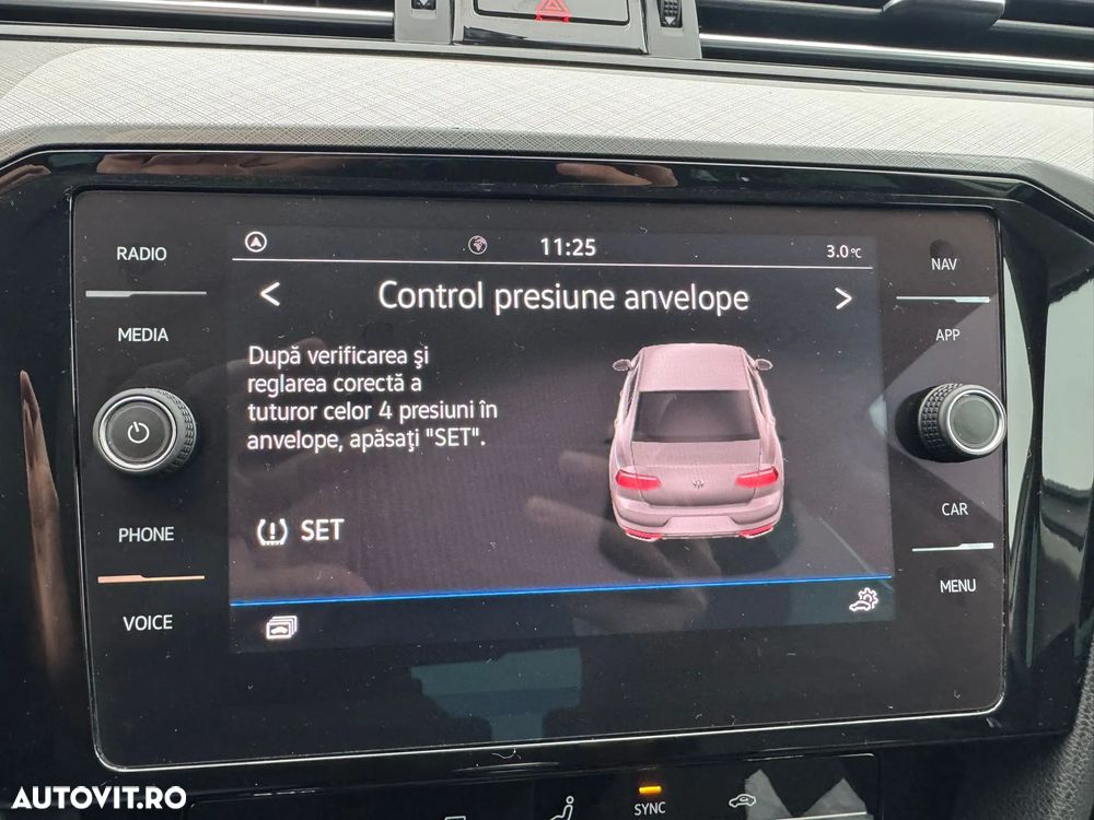 Volkswagen Passat - 22