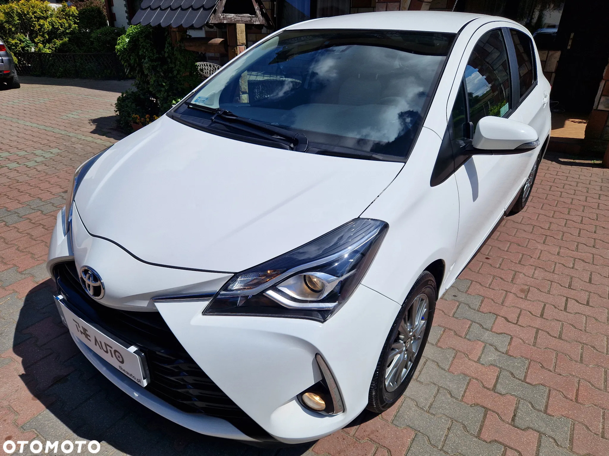 Toyota Yaris 1.5 Premium - 32