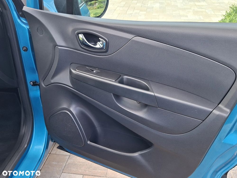 Renault Captur - 16
