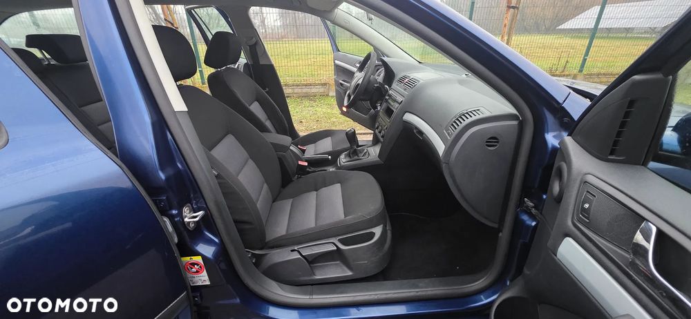 Skoda Octavia 1.6 FSI Elegance - 20