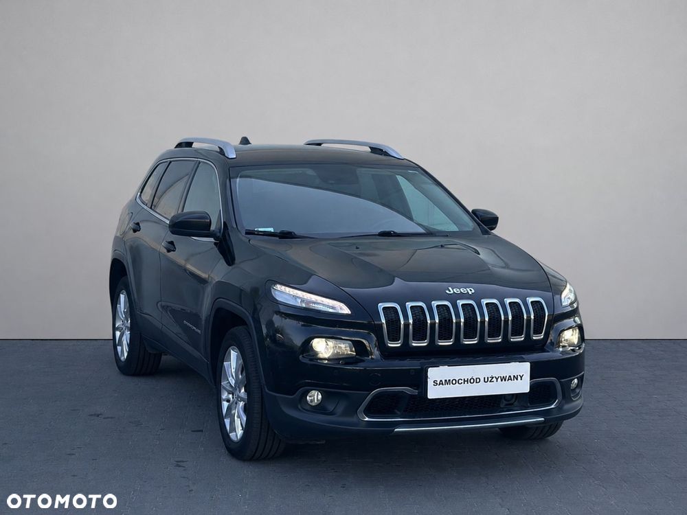 Jeep Cherokee - 3
