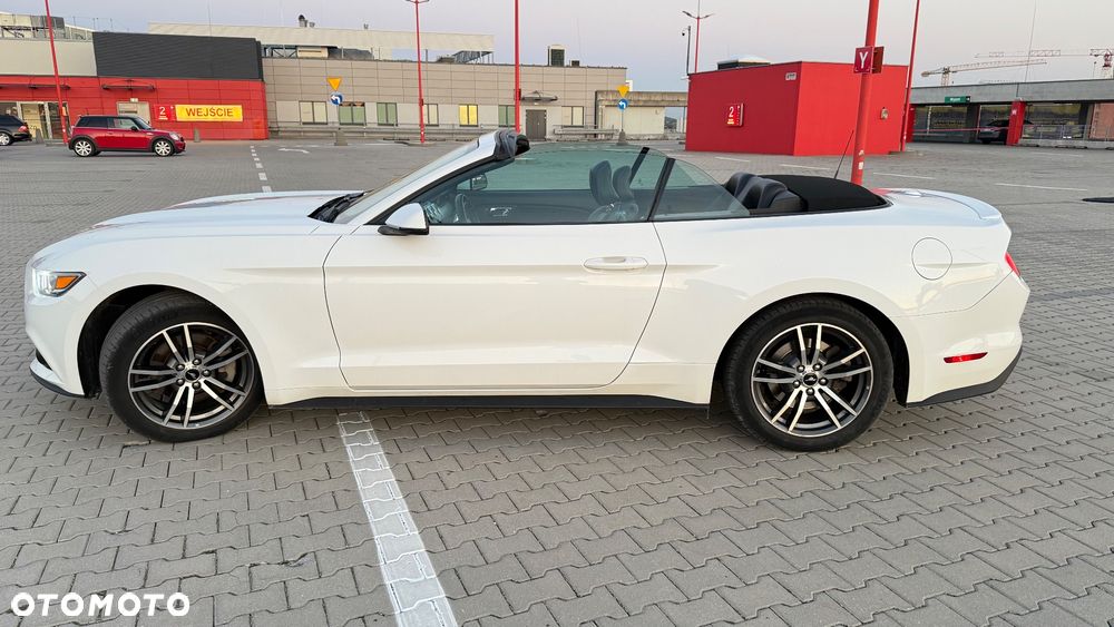Ford Mustang - 23