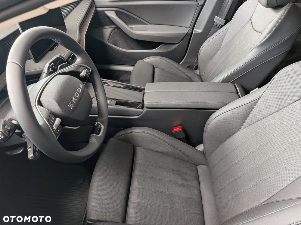 Skoda Superb 1.5 TSI L&K DSG - 16
