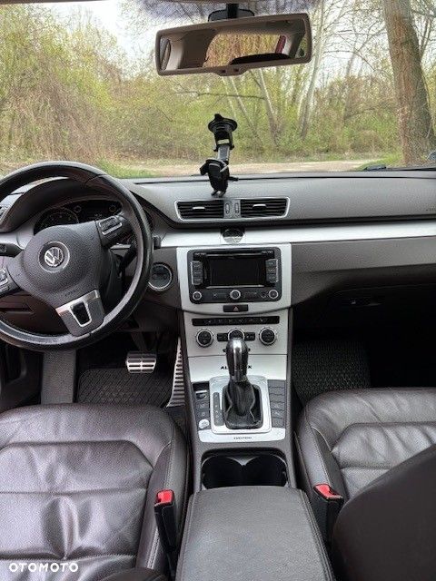 Volkswagen Passat - 7
