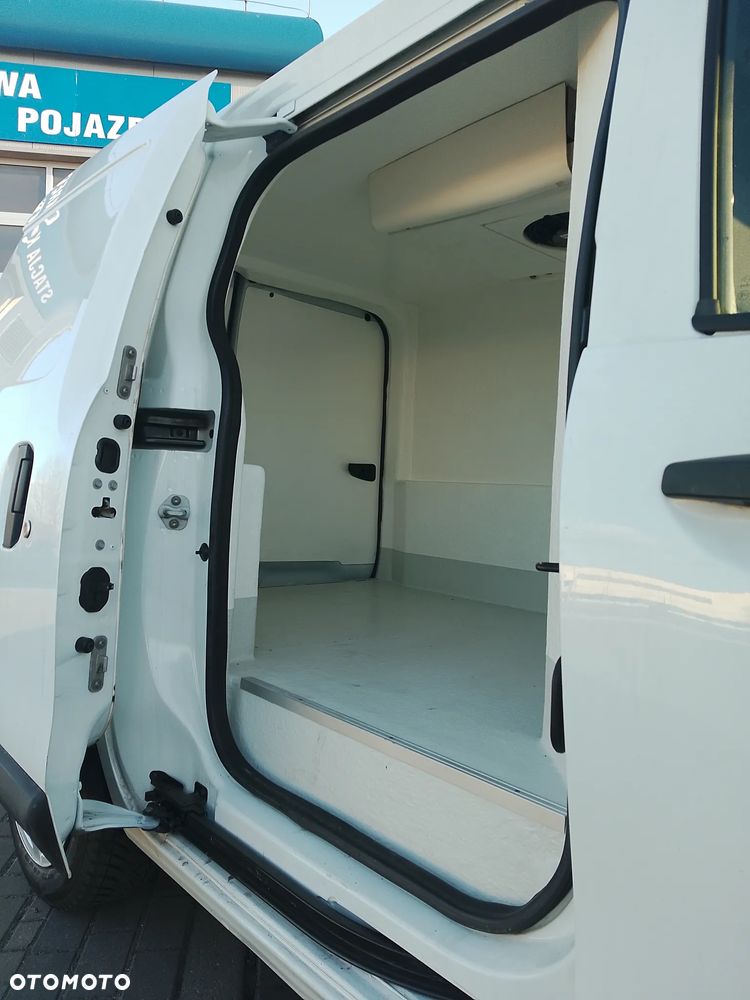 Dacia Dokker L2 Long Maxi Nowa Izoterma Chłodnia Mroźnia do lodów minus 20 stopni Carrier 220V PL na stoku - 19