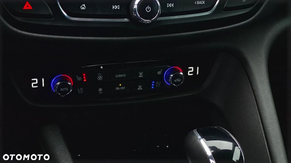 Opel Insignia 2.0 CDTI automatik Business Innovation - 29