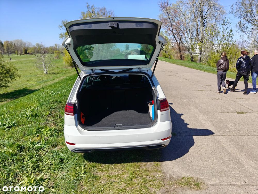 Volkswagen Golf 1.5 TSI BMT Evo Comfortline - 21