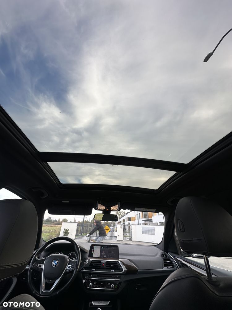 BMW X3 xDrive28i xLine sport - 27