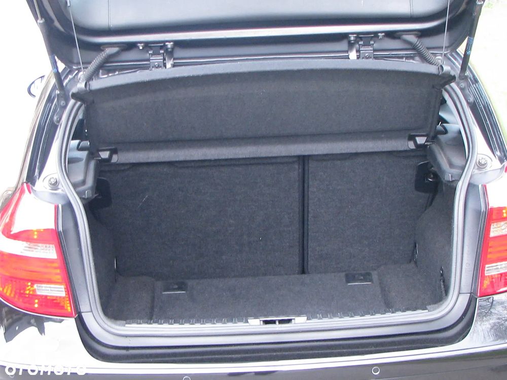 BMW Seria 1 118d DPF - 9