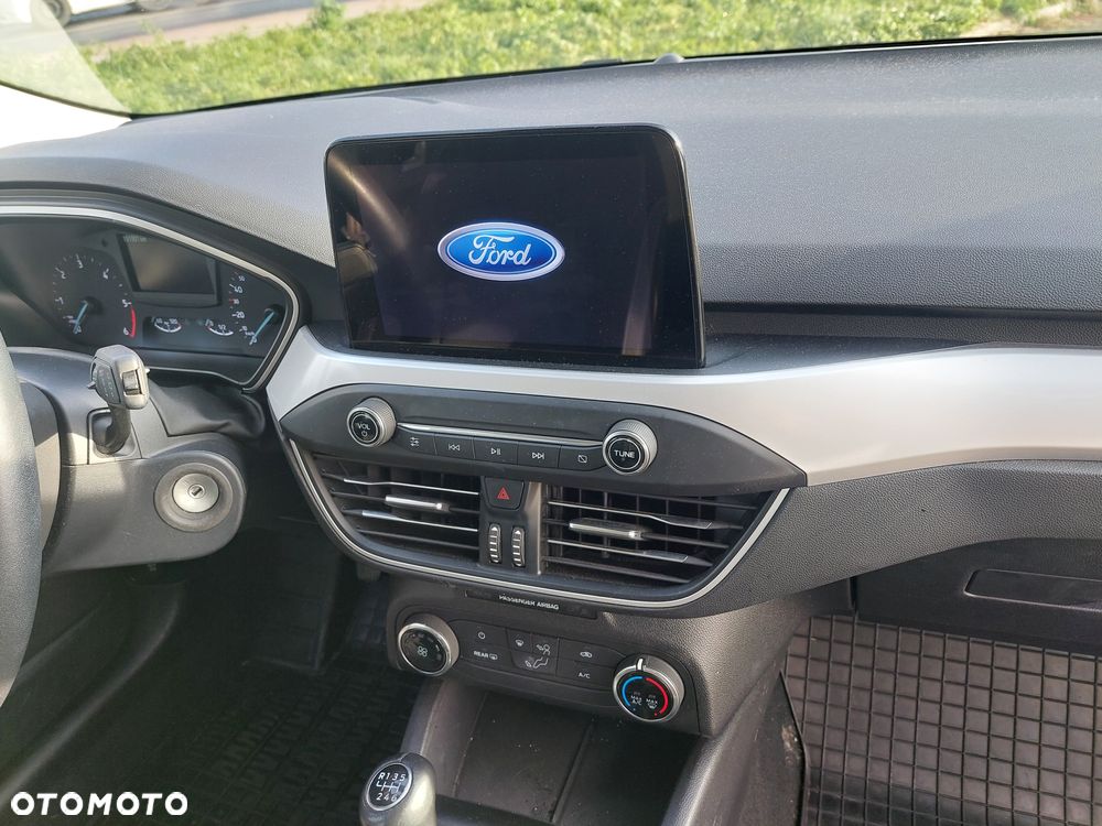 Ford Focus 1.5 TDCi SYNC Edition - 7