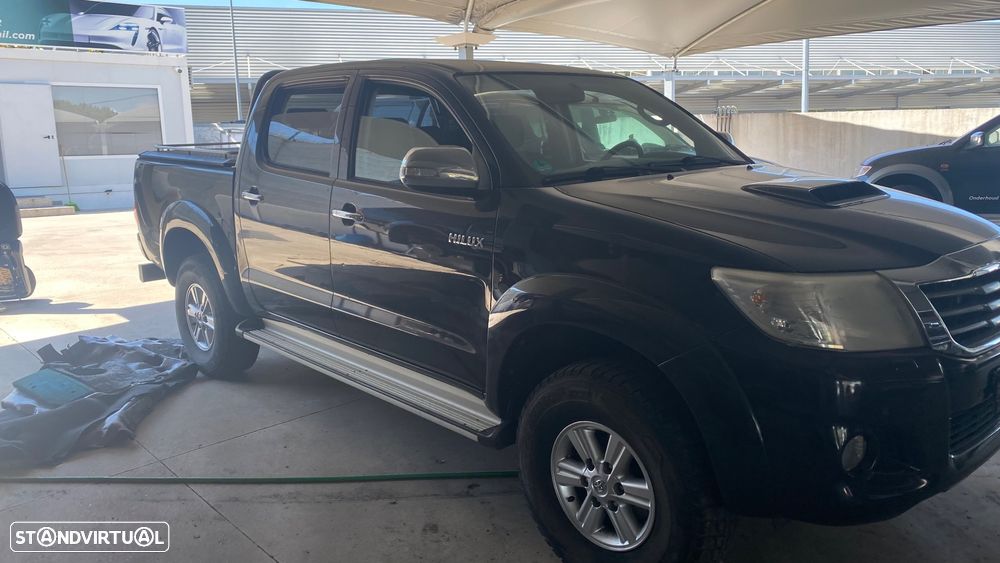 Toyota Hilux 4x4 Cabine Dupla DPF Comfort - 3