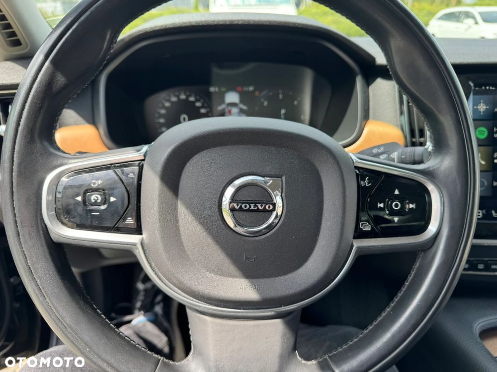 Volvo S90 D4 Inscription - 13