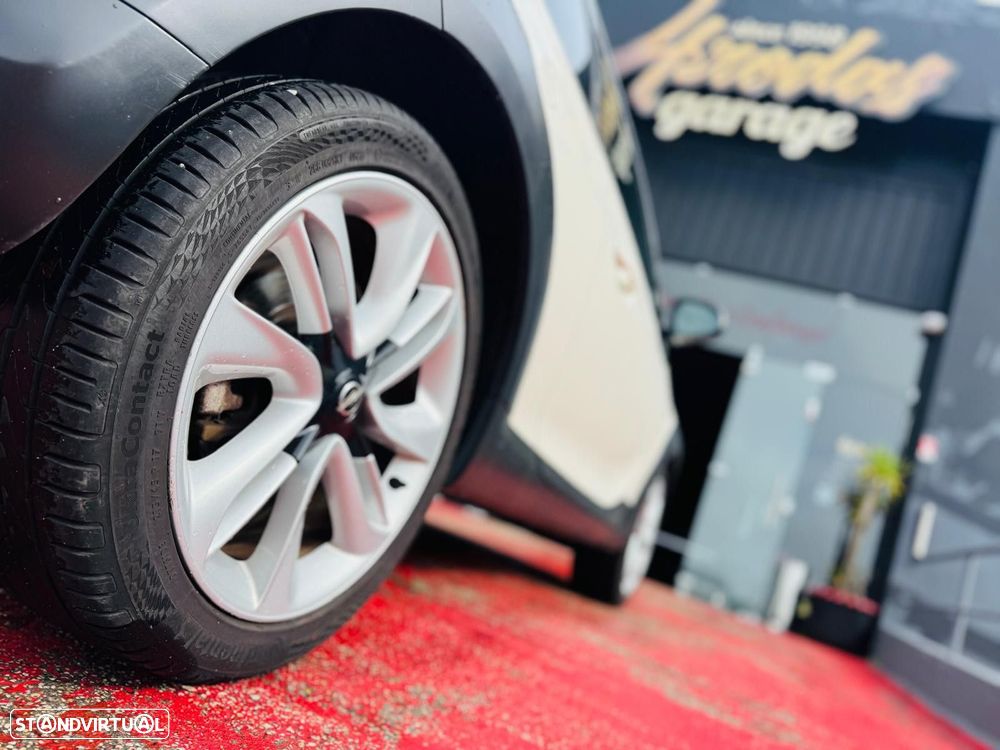 Opel Adam 1.0 T Rocks - 16