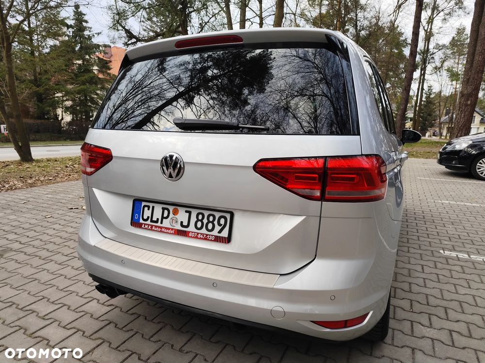Volkswagen Touran 2.0 TDI SCR DSG Highline - 13