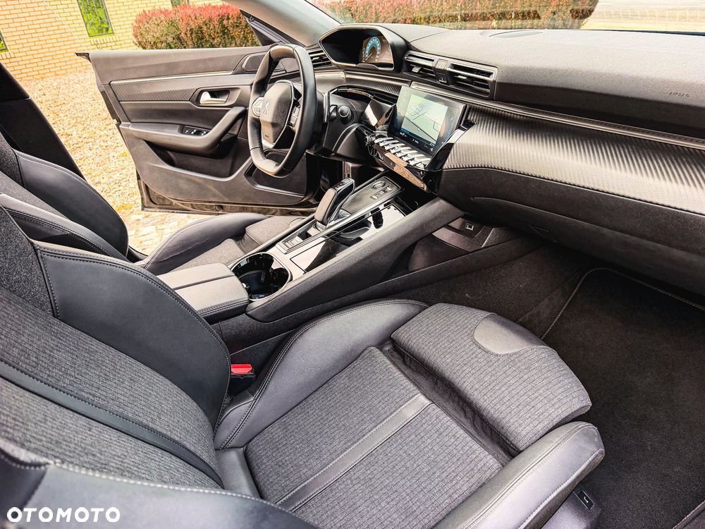 Peugeot 508 225 e-EAT8 Allure - 28