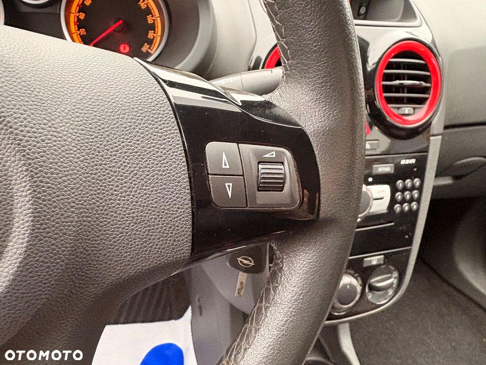 Opel Corsa 1.4 16V Limited Edition - 17