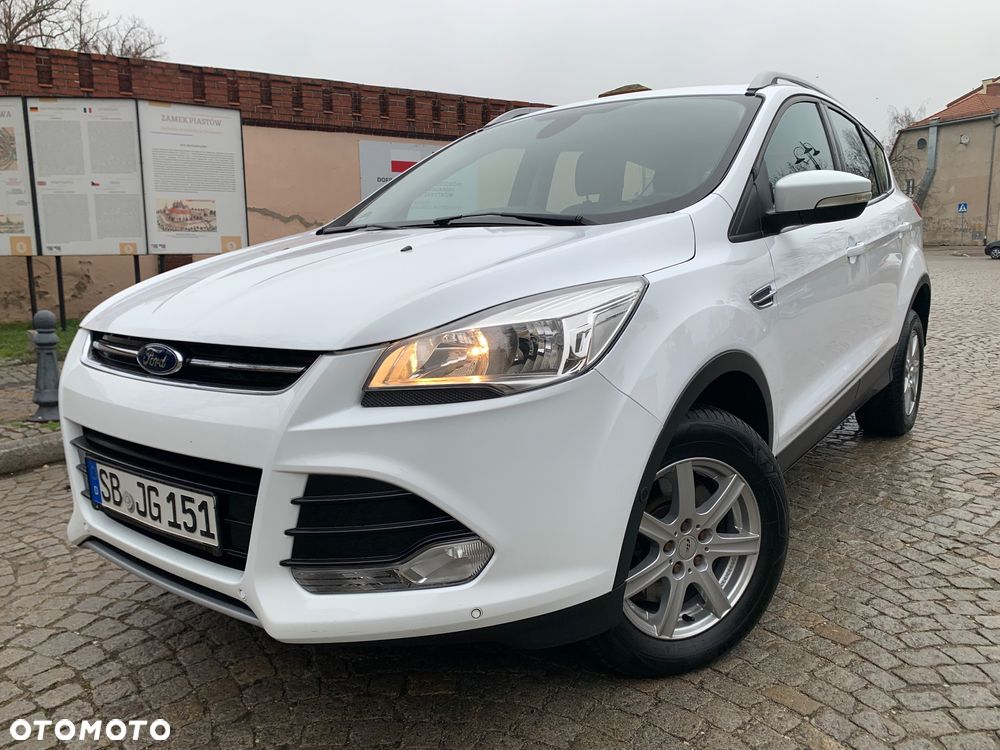 Ford Kuga 2.0 TDCi 2x4 Titanium - 15