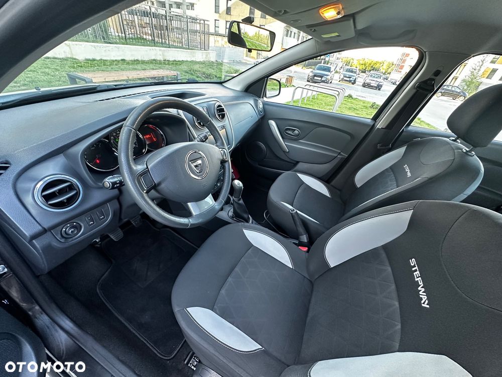 Dacia Sandero 0.9 TCe Laureate S&S EU6 - 7