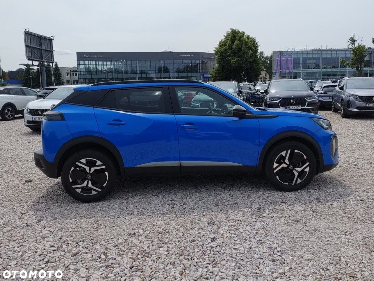 Peugeot 2008 1.2 PureTech Allure S&S EAT8 - 4