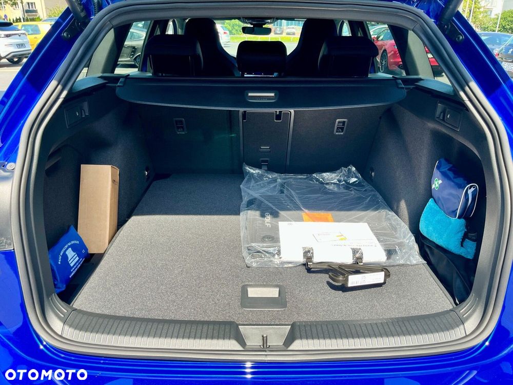 Volkswagen Golf Variant - 14