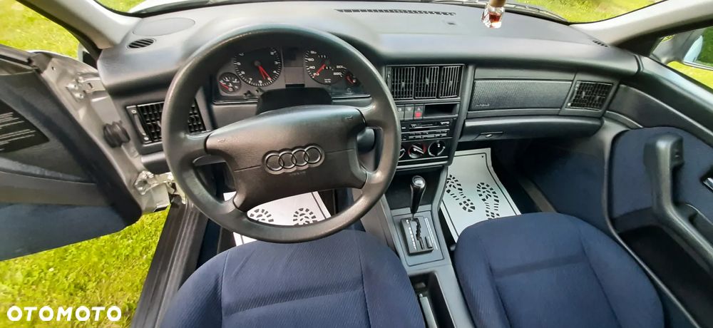 Audi 80 2.0 E - 29