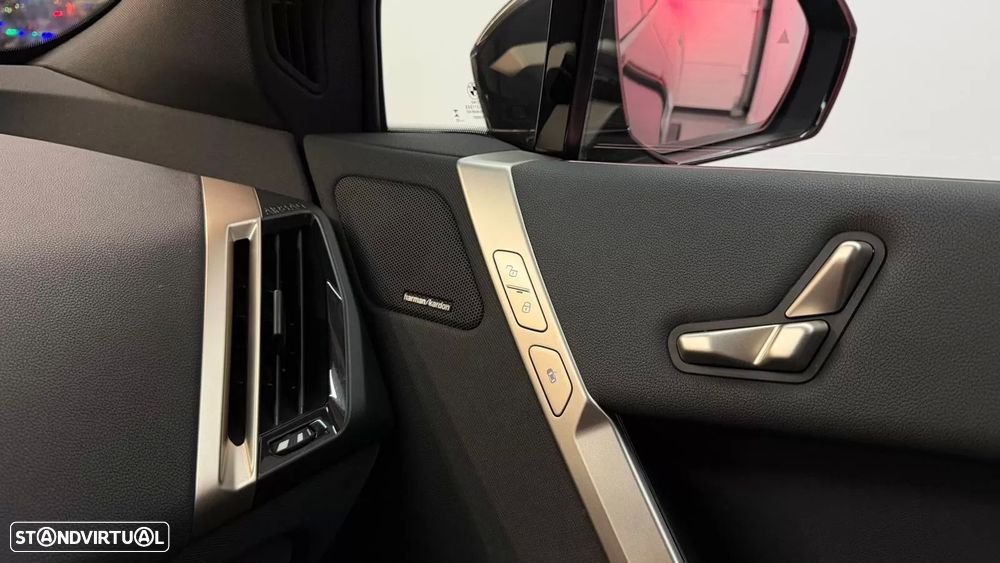 BMW iX xDrive 50 Pack Desportivo - 29