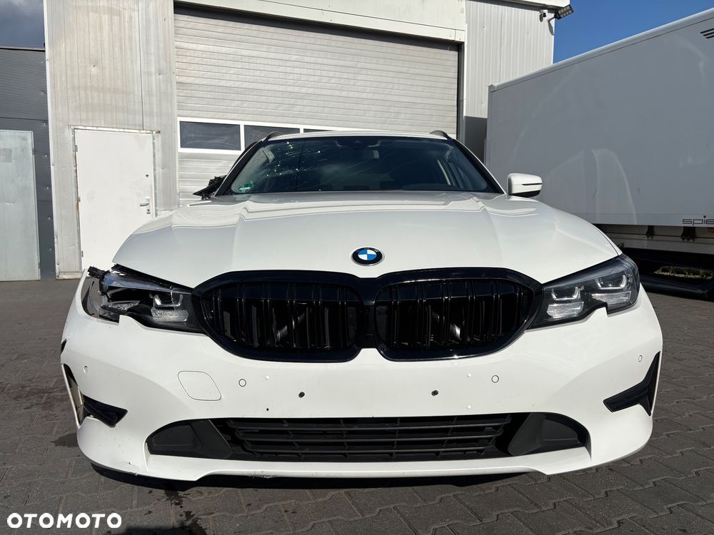 BMW Seria 3 316d mHEV - 2
