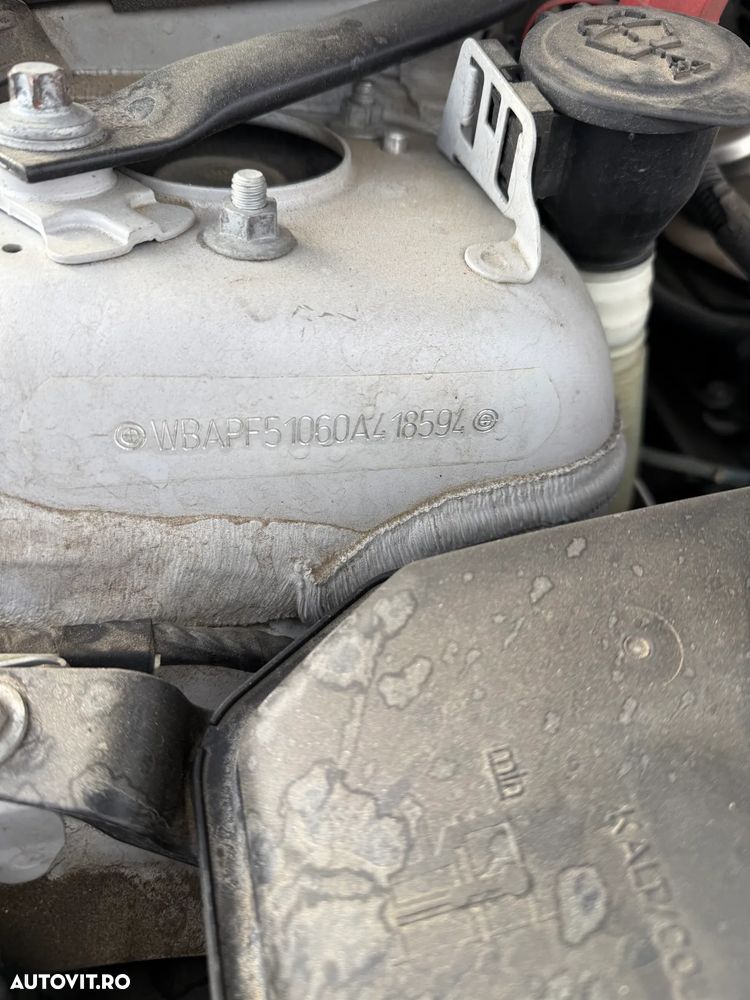 BMW Seria 3 318i Aut. - 31