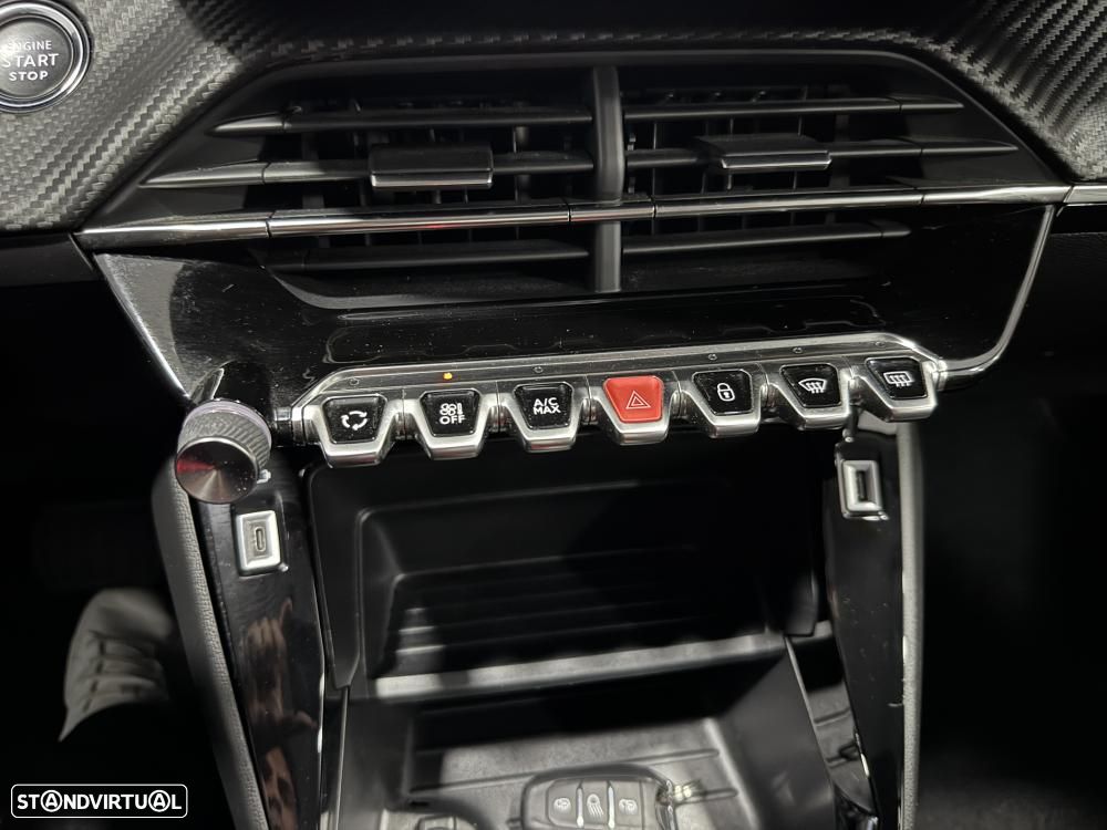 Peugeot e-208 Active Pack - 31
