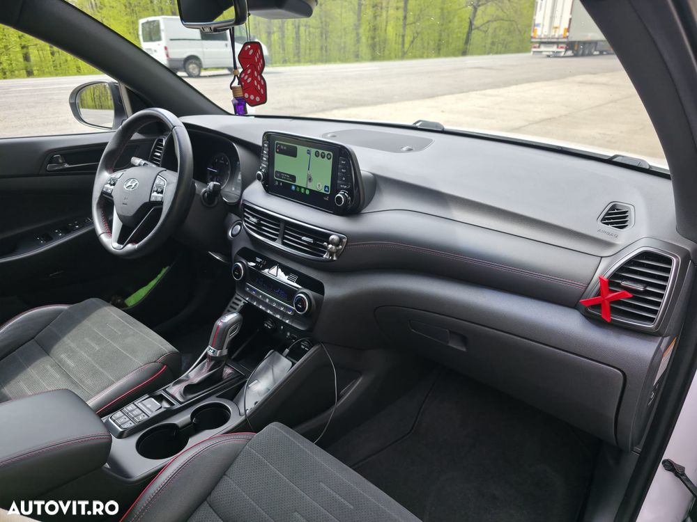 Hyundai Tucson - 8