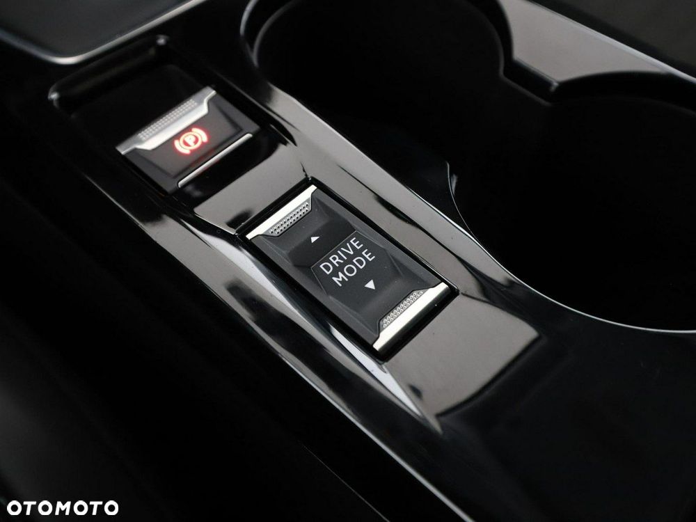 Peugeot 2008 1.5 BlueHDi Allure S&S - 29