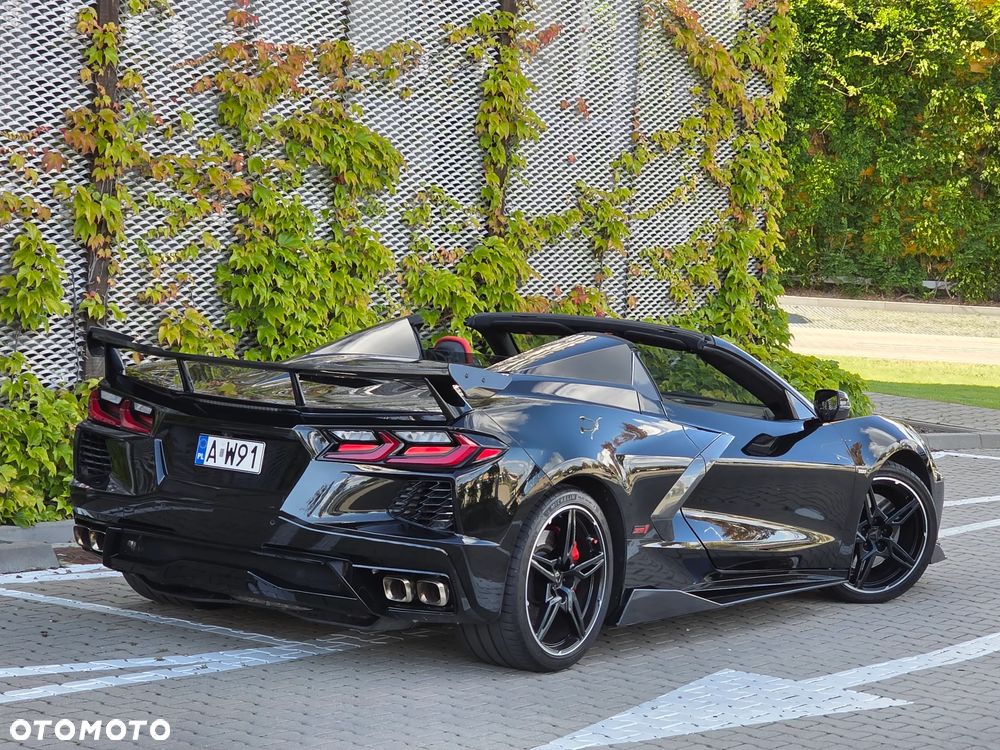 Chevrolet Corvette - 22