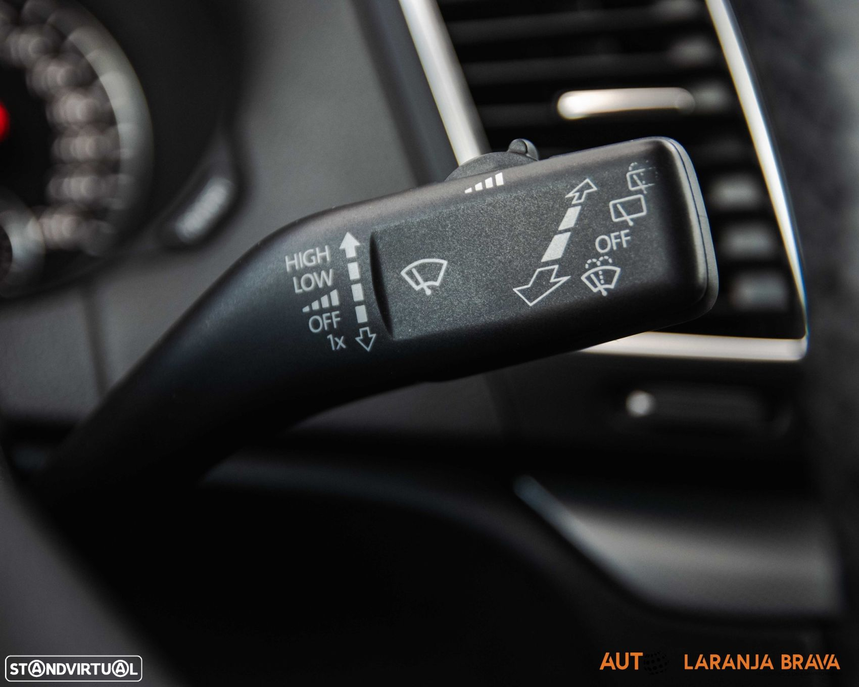 VW Sharan 2.0 TDI Confortline - 26
