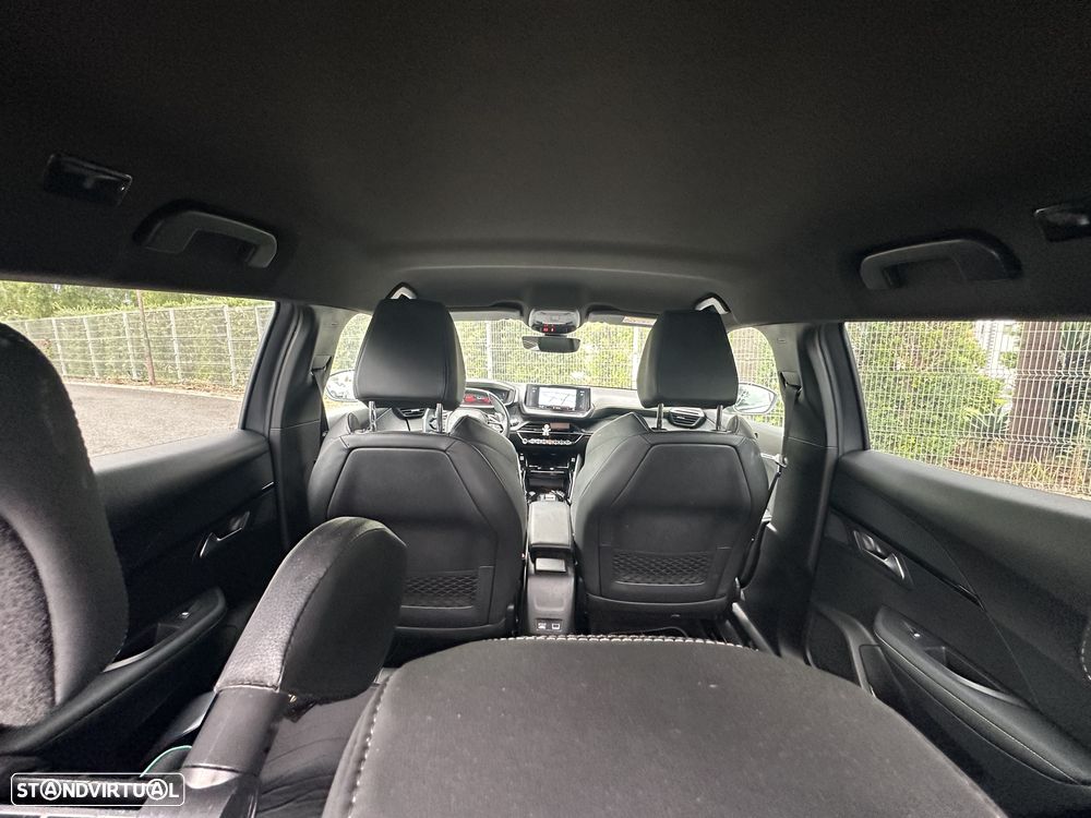 Peugeot 2008 1.2 PureTech GT EAT8 - 8