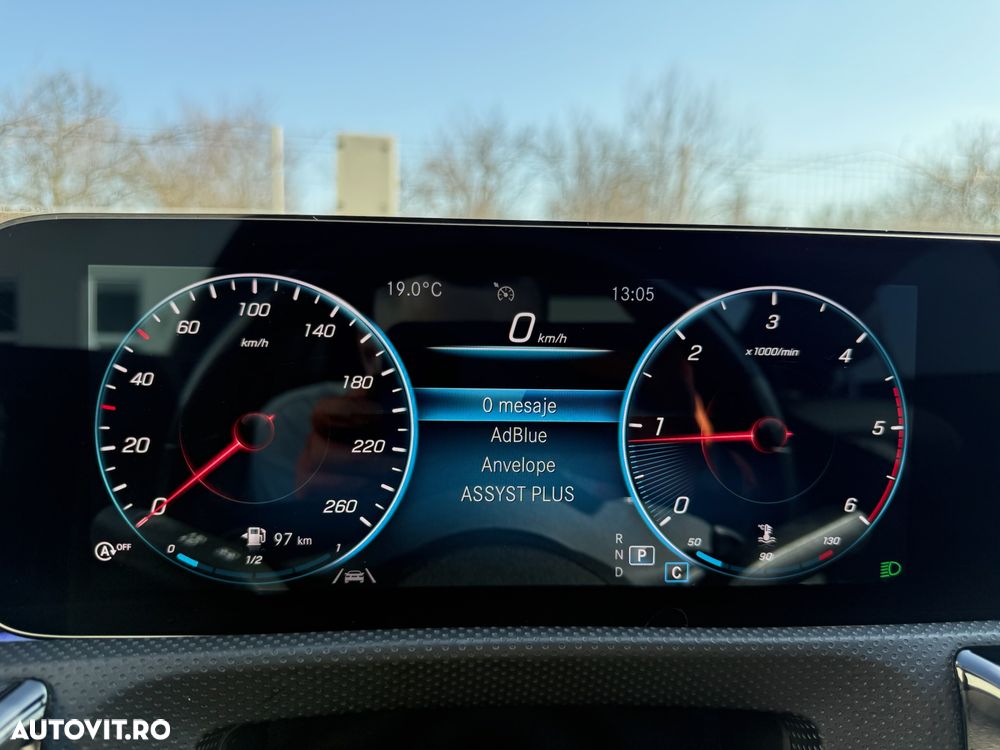 Mercedes-Benz CLA 180 - 18