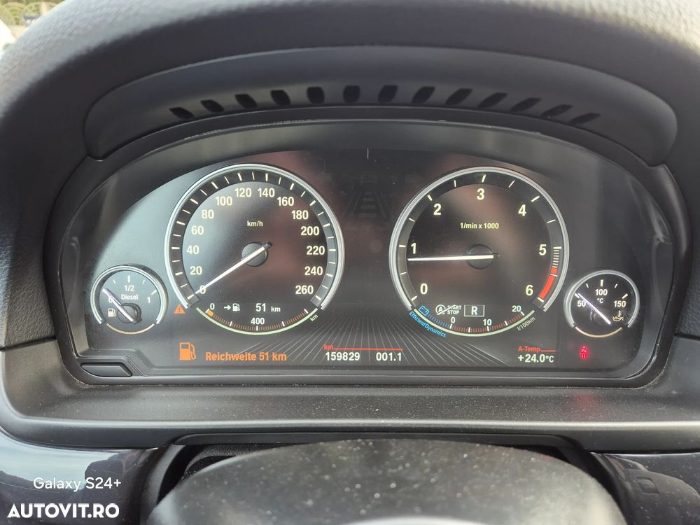 BMW Seria 5 520d xDrive AT - 15